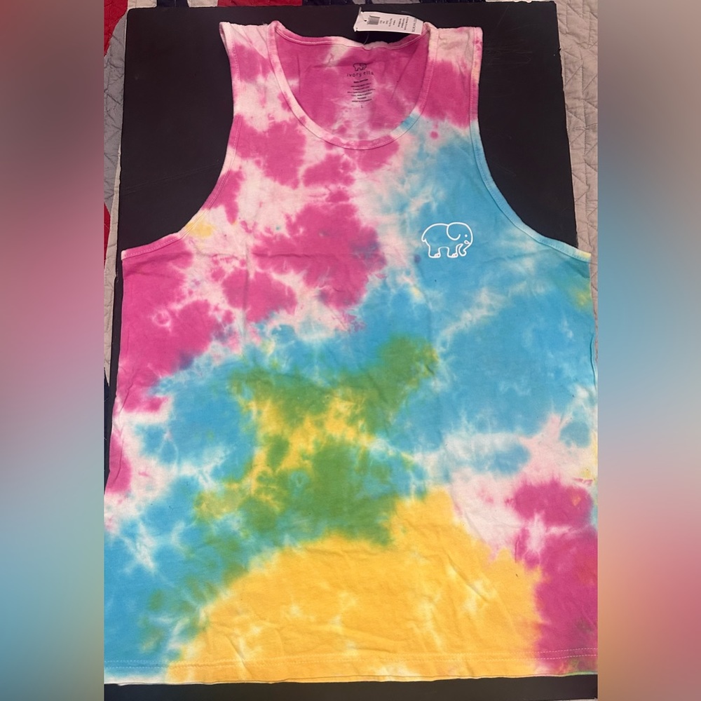 NWT Ivory Ella Happy tie-dye Tank Large
